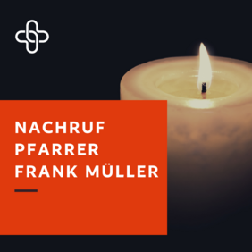 Trauerkerzen auf schwarzem Hintergrund, Pfarrer Müller